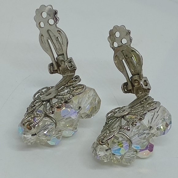 * vintage AB Aurora Borealis glass crystal clip on earrings unusual shape - Picture 6 of 6